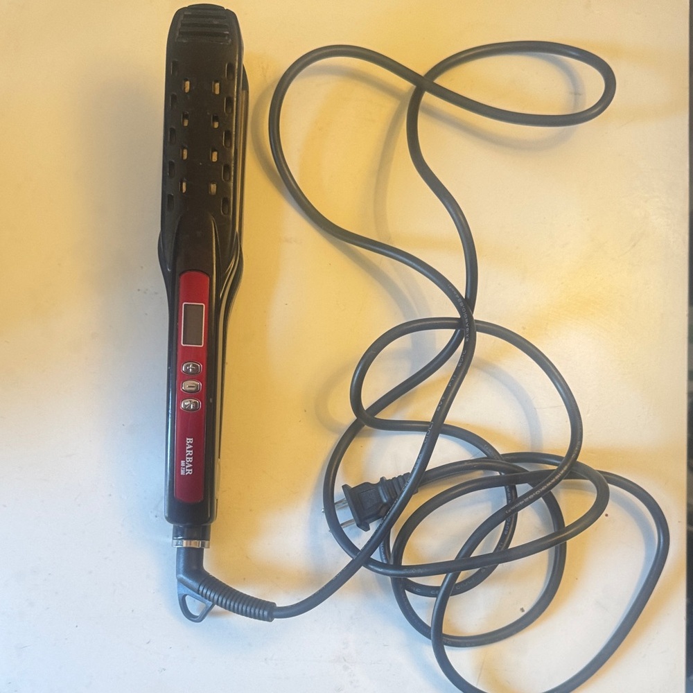 Barba Red and Black Hair Styling Tool